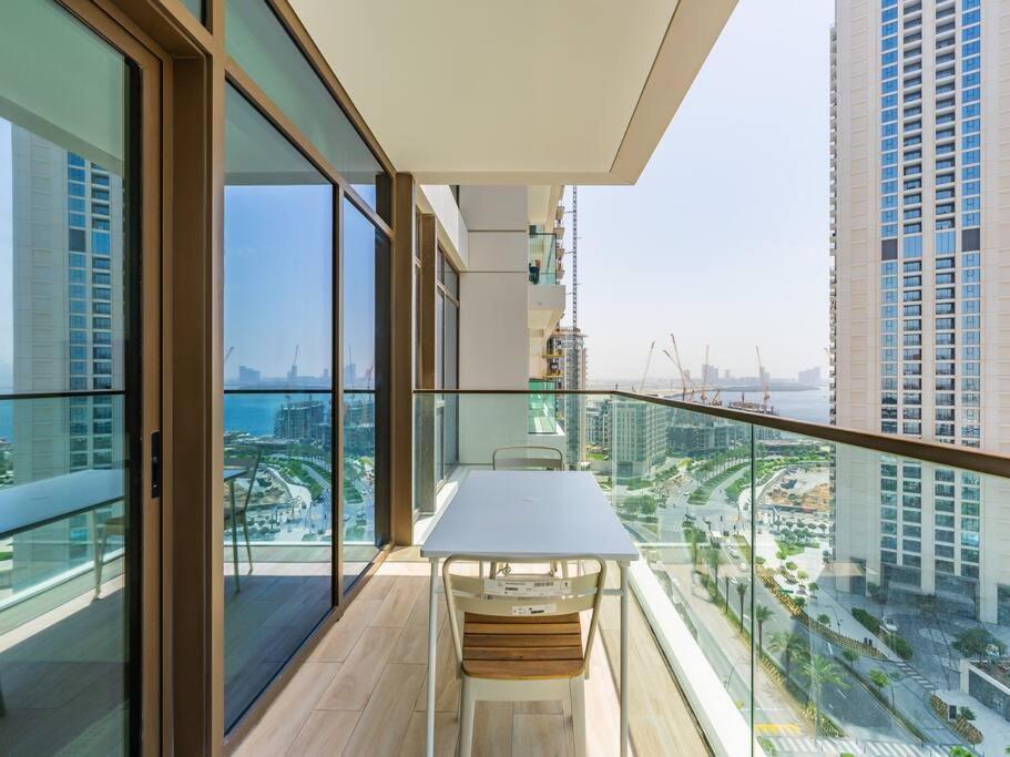 The Harbor Heights 1br In Palace Residences Creek Dubai