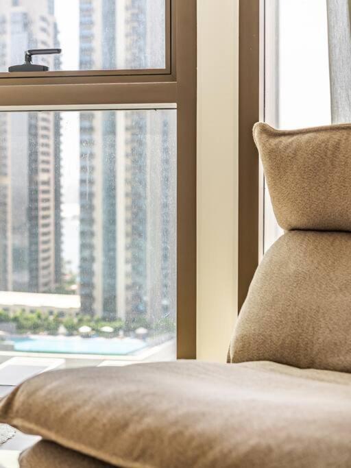 The Harbor Heights 1br In Palace Residences Creek Apartment Dubai